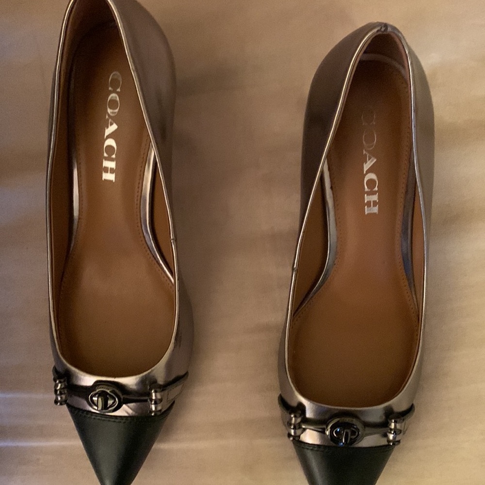 Coach Pumps - Picture 4 of 4